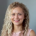 Dr. Iris Abreu