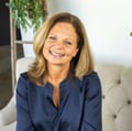 Amy J Gartner