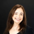 Dr. Roxanne Singer-Gheorghiu