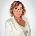 Alba Reyes