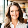 Dr. Julia Rosholt