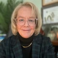 Dr. Francine Roberts