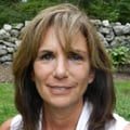 Lori Gunn