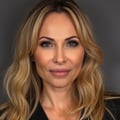 Dr. Julia Kaluga