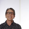 Valerie Handlers