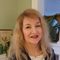 Dr. Leslie Lange