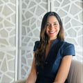Dr. Lindsey Calle-Coule