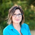 Kelly Cross