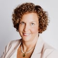 Angela Davenport
