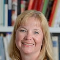 Dr. Cynthia Munshell