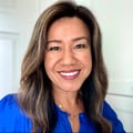Dr. Lesli Rowell