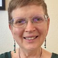 Dr. Lisa Larsen