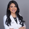 Dr. Iris Almonacid