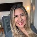 Anna Flores