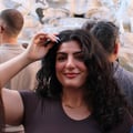 Leona Esmaeily-Aimua