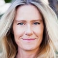 Dr. Elizabeth Topp
