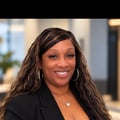 Roxanne Holmes