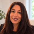 Lori Mennona