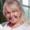 Jacqueline Van Loon