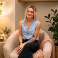Laura Steele