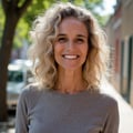 Lindsay Kuhl