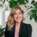 Dr. Carly Mayer