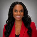 Shartazia Warren