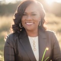 Dr. Lisa Davis