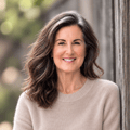Leslie Davis