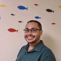 Dr. Ernesto Henderson